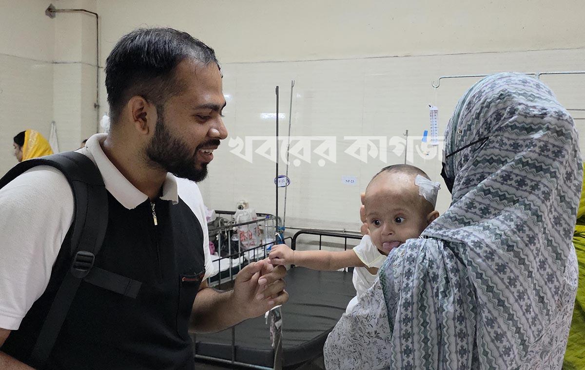 কামরাঙ্গীরচর এলাকার বুড়িগঙ্গা নদী